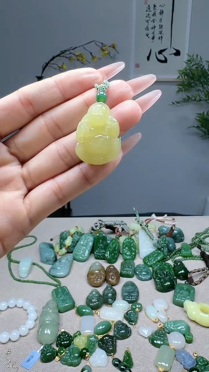 未镶嵌和田玉挂件1