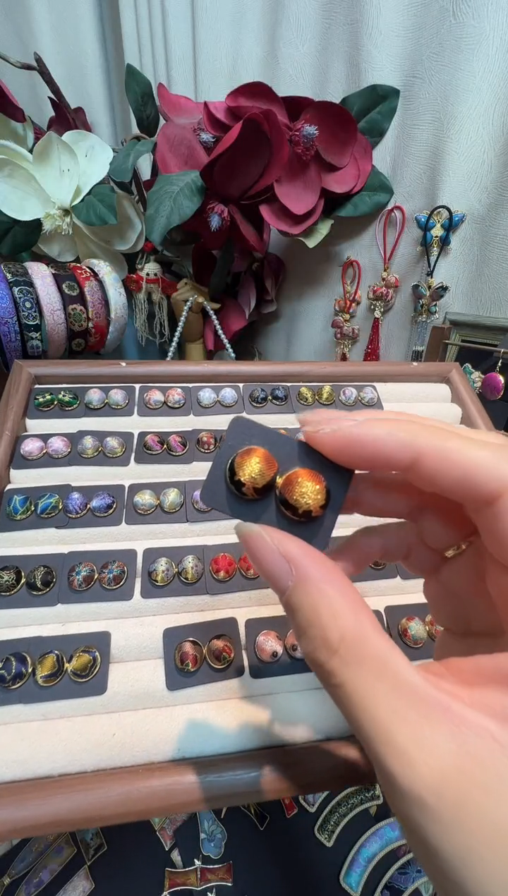 ?***水【孤品车12.29】苏地孔明灯12毫米耳钉