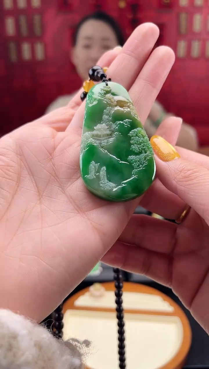 【闪购商品】翡翠颈饰未镶嵌吊坠