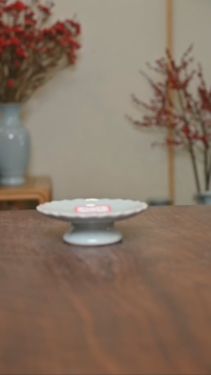 【闪购商品】其他58#微瑕粉青釉朱家汝窑款盏托