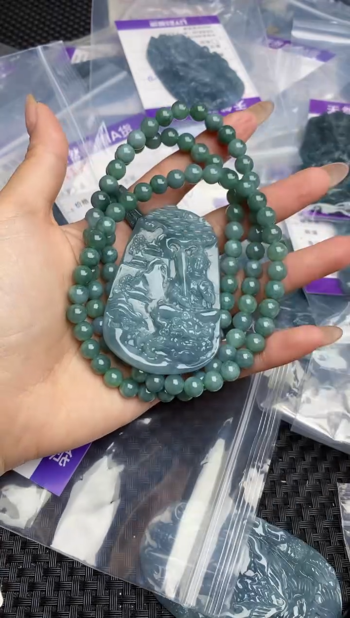 【闪购商品】翡翠颈饰未镶嵌1111111111