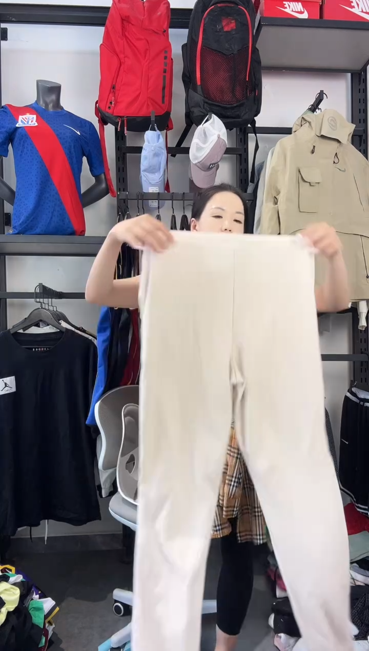426编码 瑕疵款直播间过款为准 尺码M