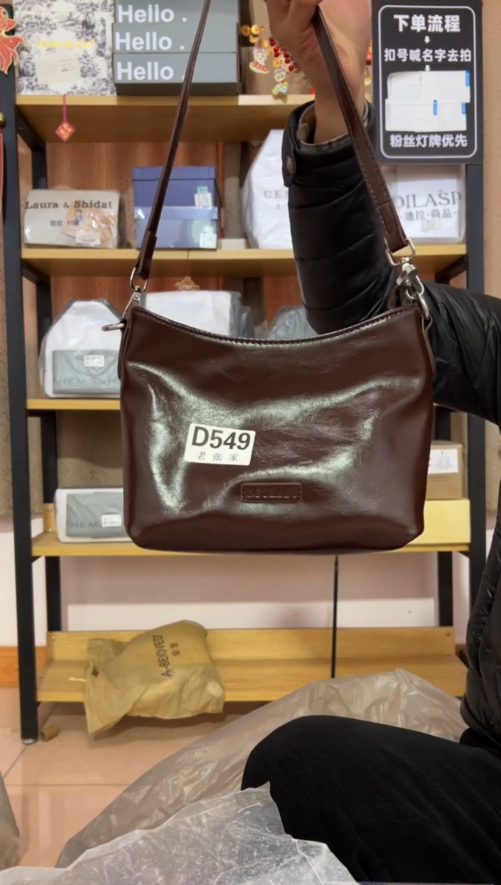 小牛剖层皮革老张家女包549