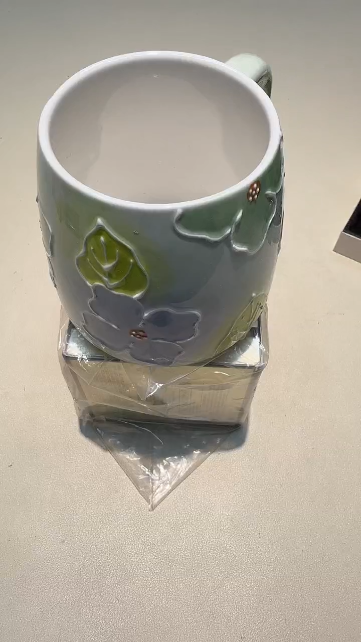 瓷片如图所示AAAAAAAAAAA258