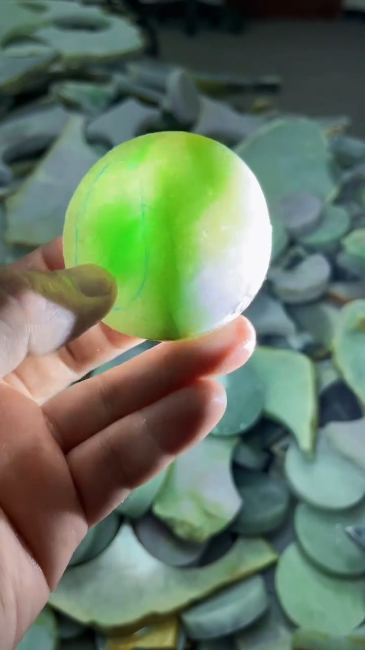 【闪购商品】翡翠挂件未镶嵌A货康壹194