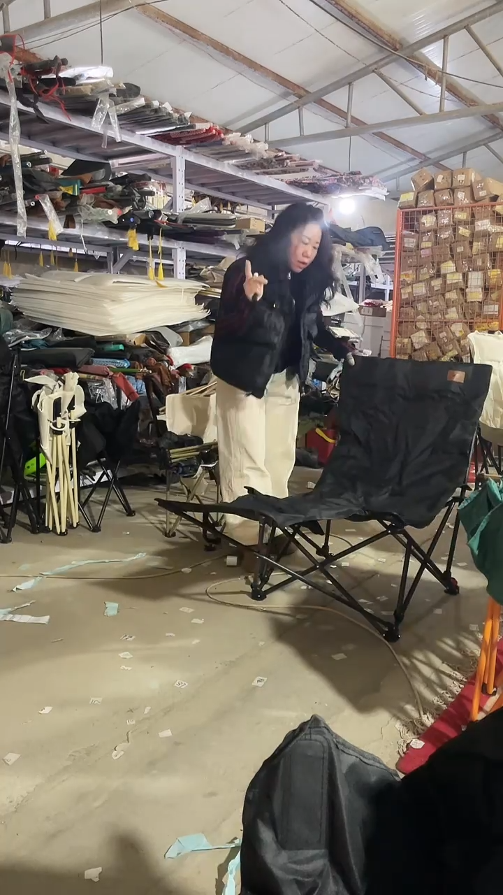铁瑕疵不带袋    椅子   42