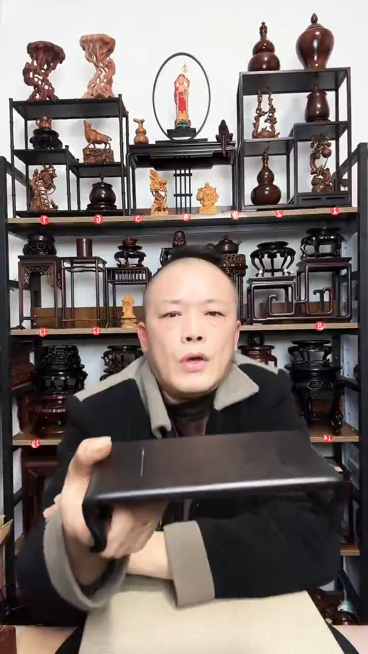 紫砂底座木长19宽10