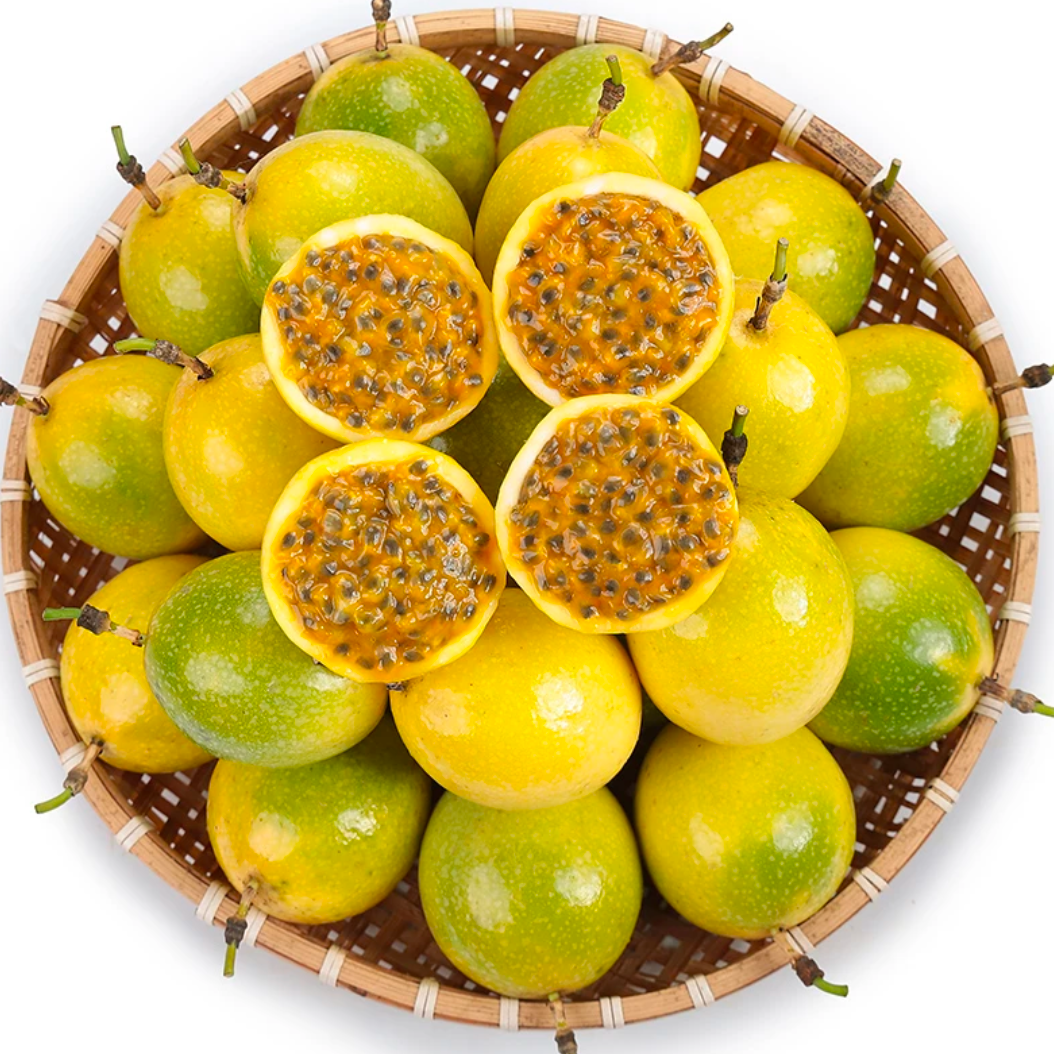 F2黄金百香果新鲜现摘现发香甜多汁热带水果