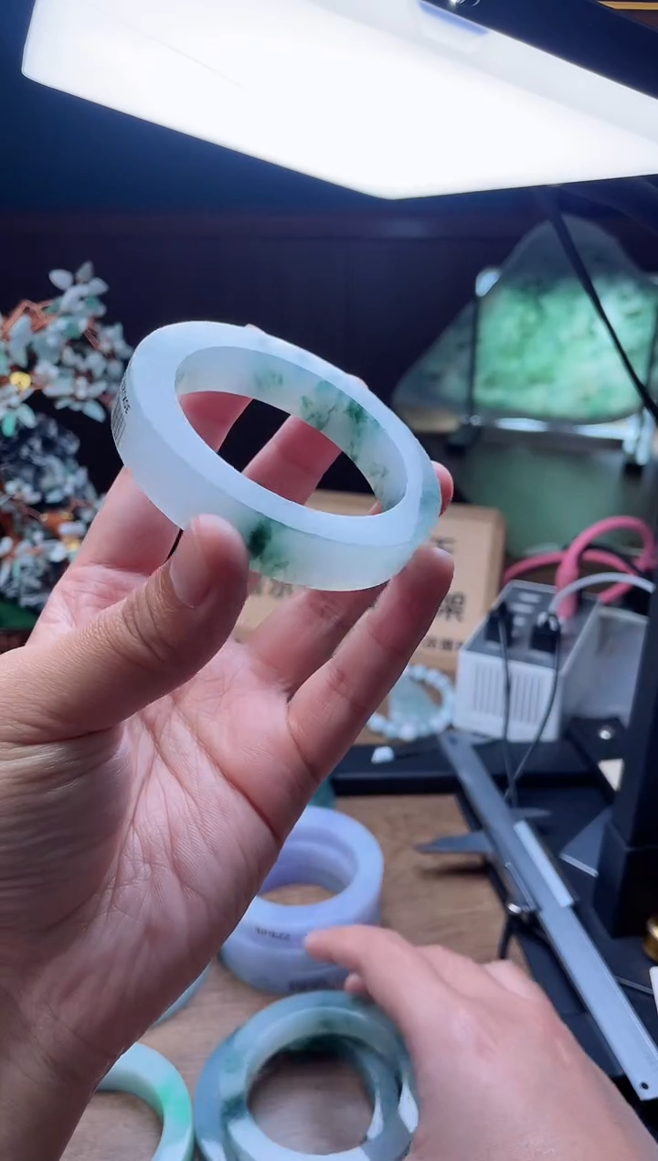 【闪购商品】定制翡翠手镯未镶嵌定制