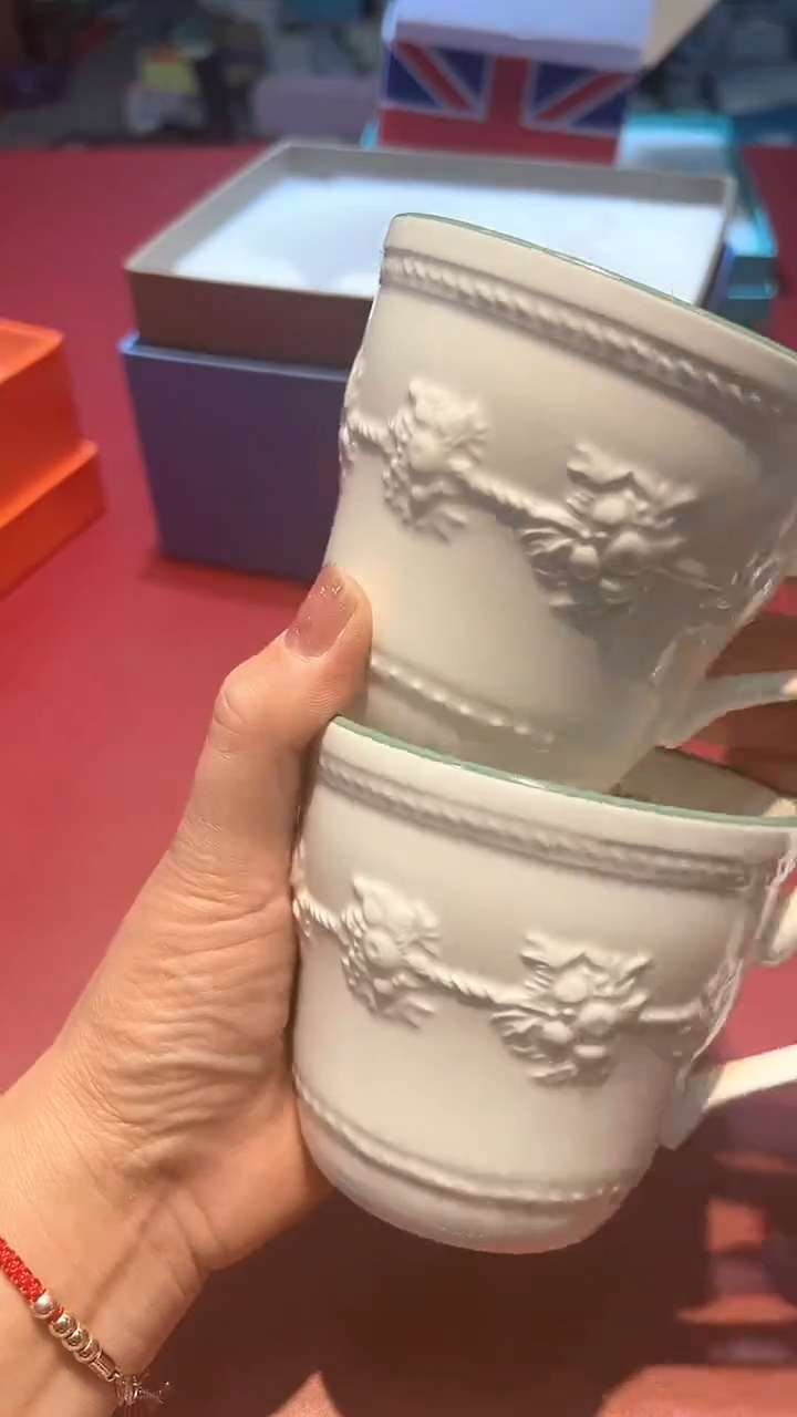 【闪购商品】瓷片锅碗瓢盆一件不剩