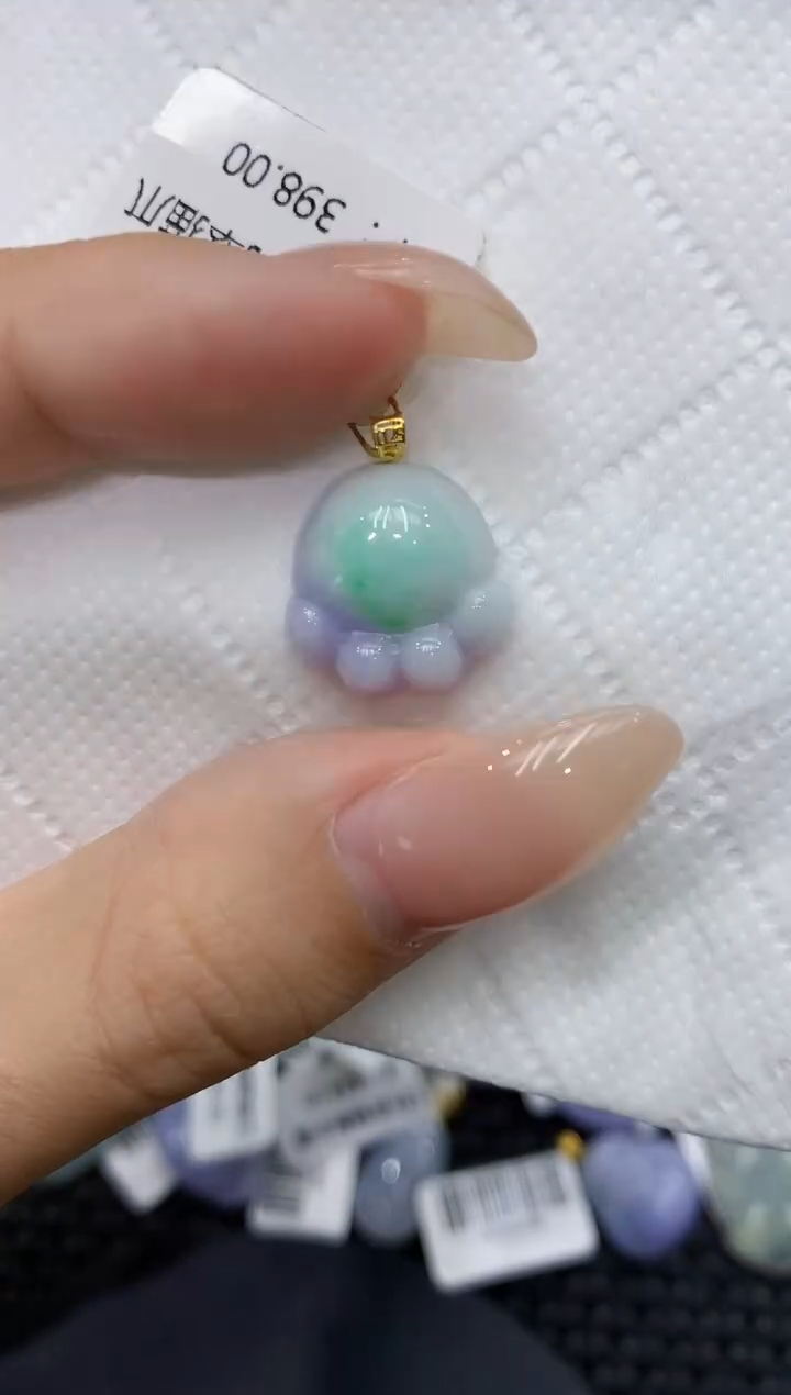 颈饰18K金镶嵌翡翠111111111111