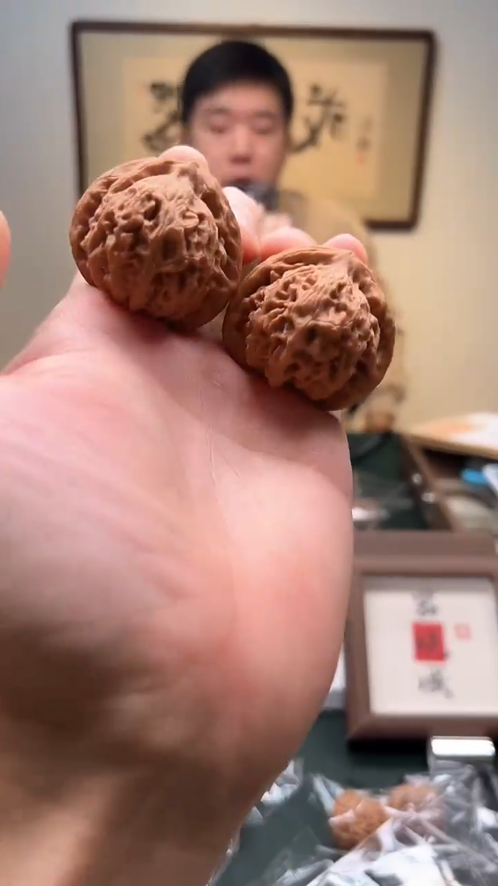 把件文玩核桃40-41mm左右 宫灯 1对 （随机发）