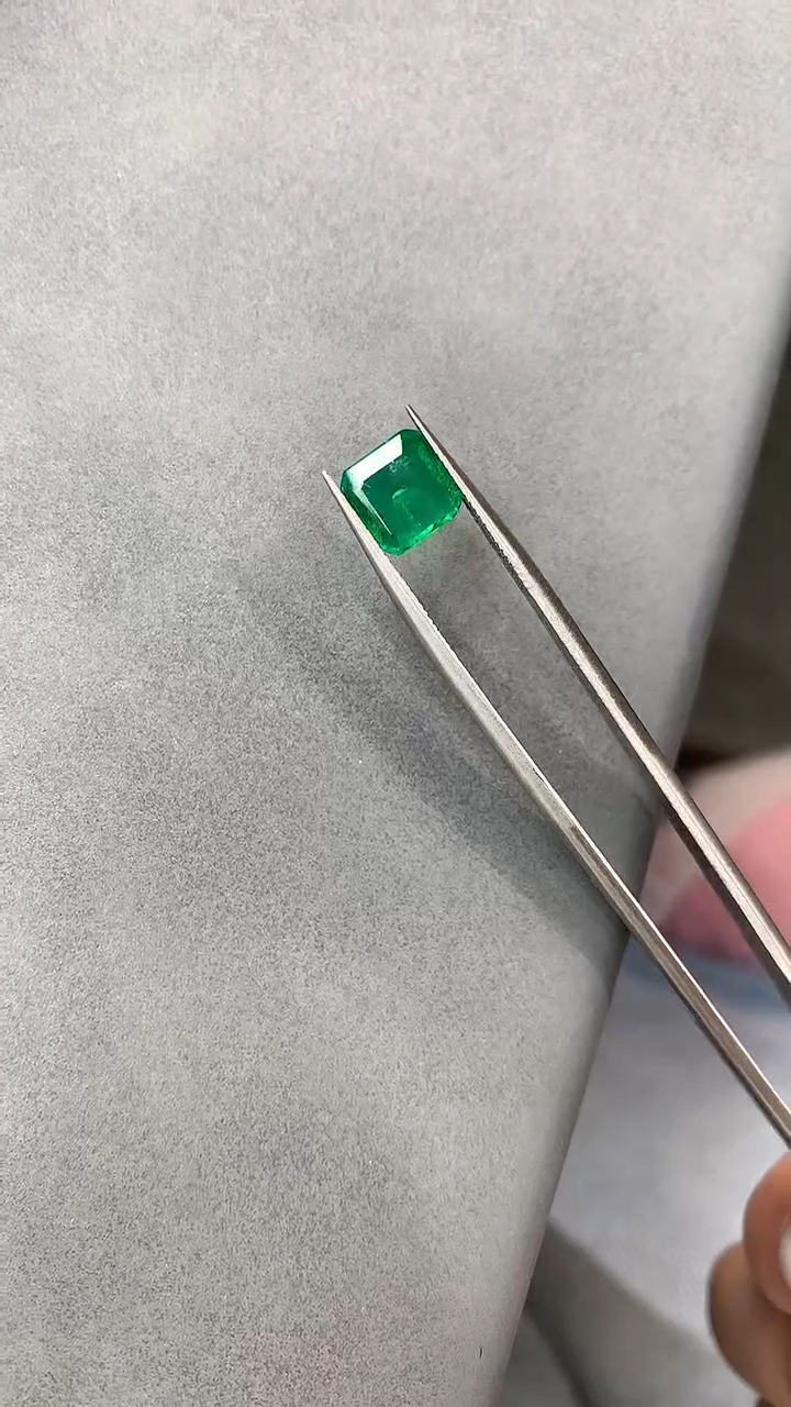 裸石祖母绿沃顿绿裸石2.08ct