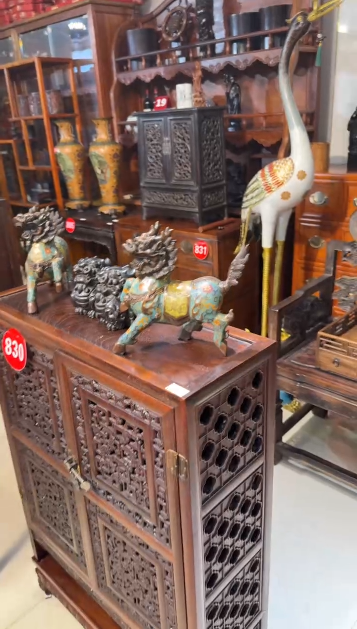 木珐琅彩麒麟一对1800.888