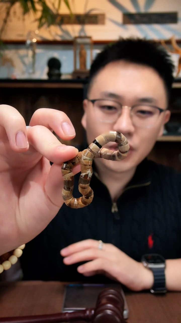 裸石琥珀（根珀）未镶嵌根珀大肠手串SAF8*