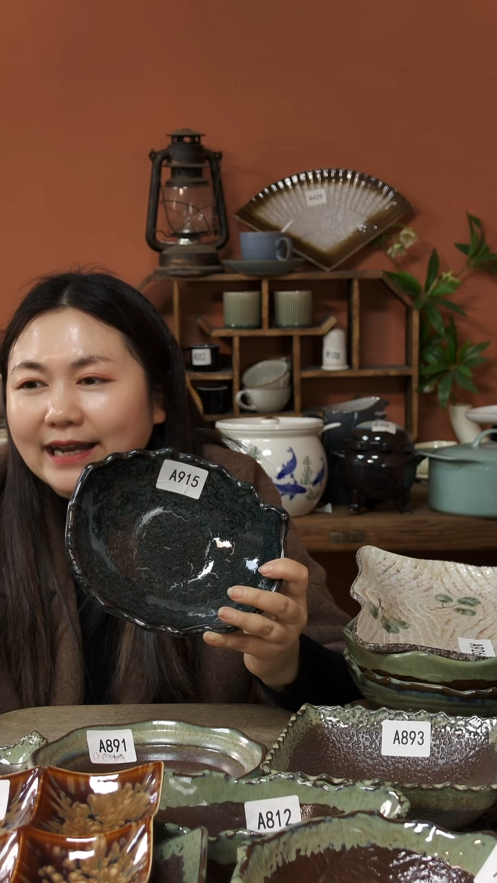 陶瓷A915陶瓷窑变花边碗一个微瑕19.5*17*6