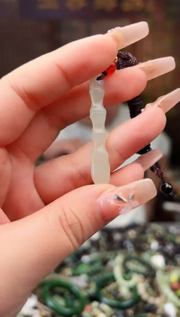 【闪购商品】和田玉颈饰未镶嵌多样性发一