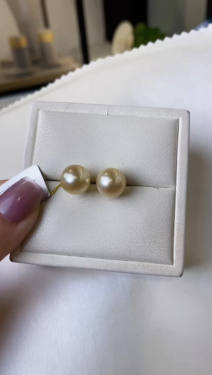 【闪购商品】海水珍珠耳饰18K金镶嵌11-12海水珍珠耳饰