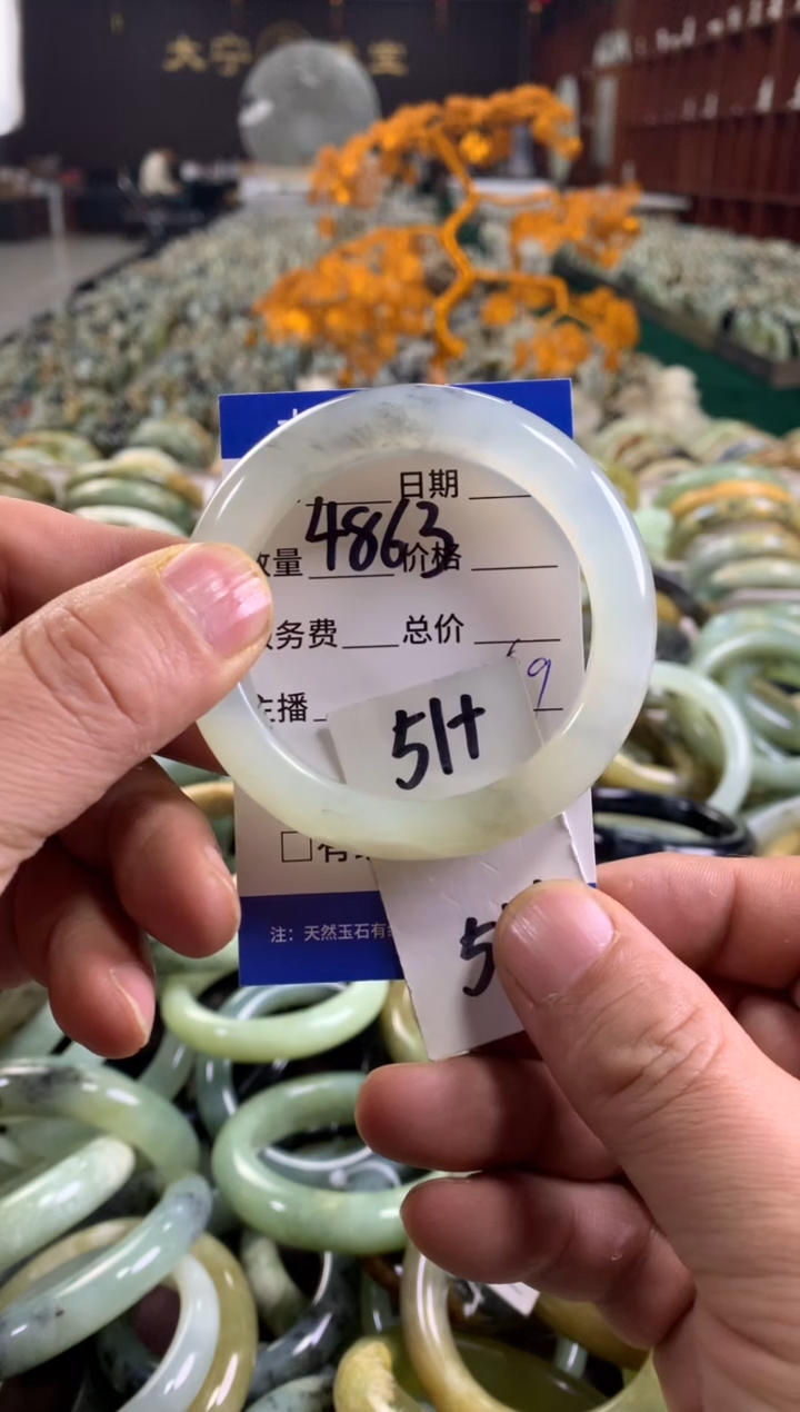 未镶嵌蛇纹石玉手镯4863