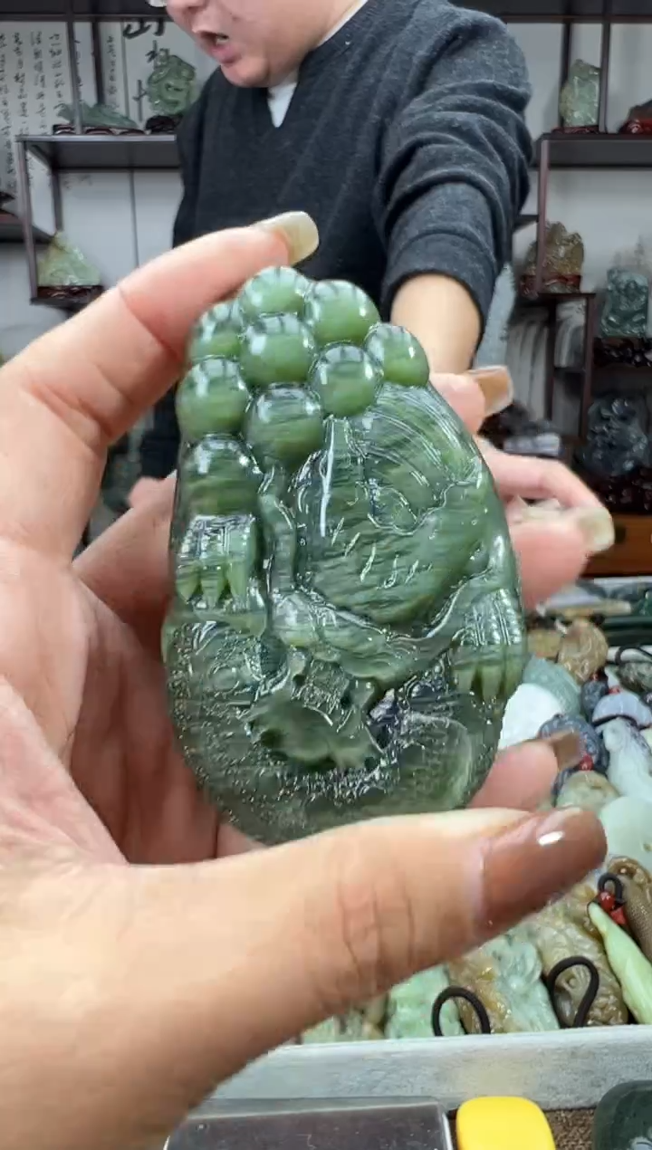 未镶嵌和田玉把件1