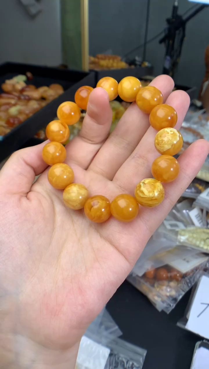 蜜蜡未镶嵌珠宝奇石1