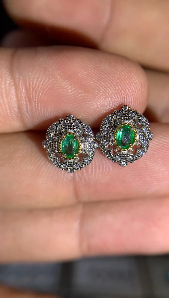 【闪购商品】祖母绿耳钉银S925镶嵌耳钉