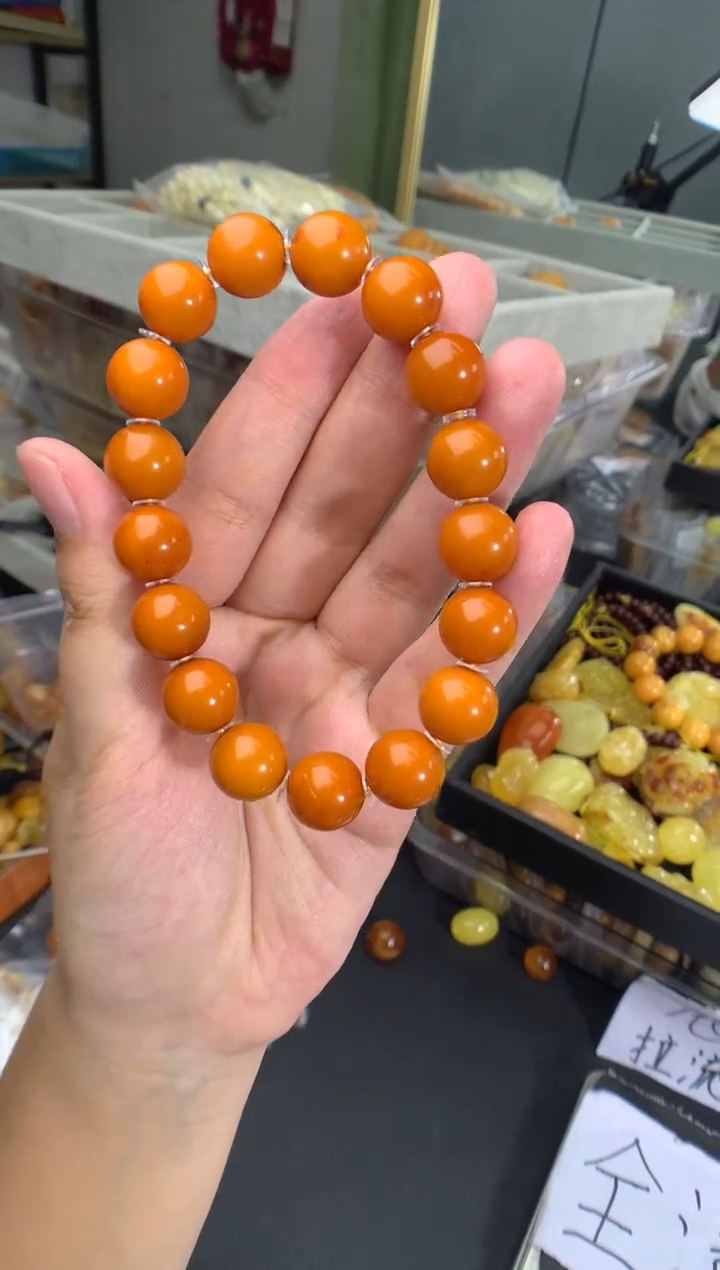 蜜蜡未镶嵌珠宝奇石1