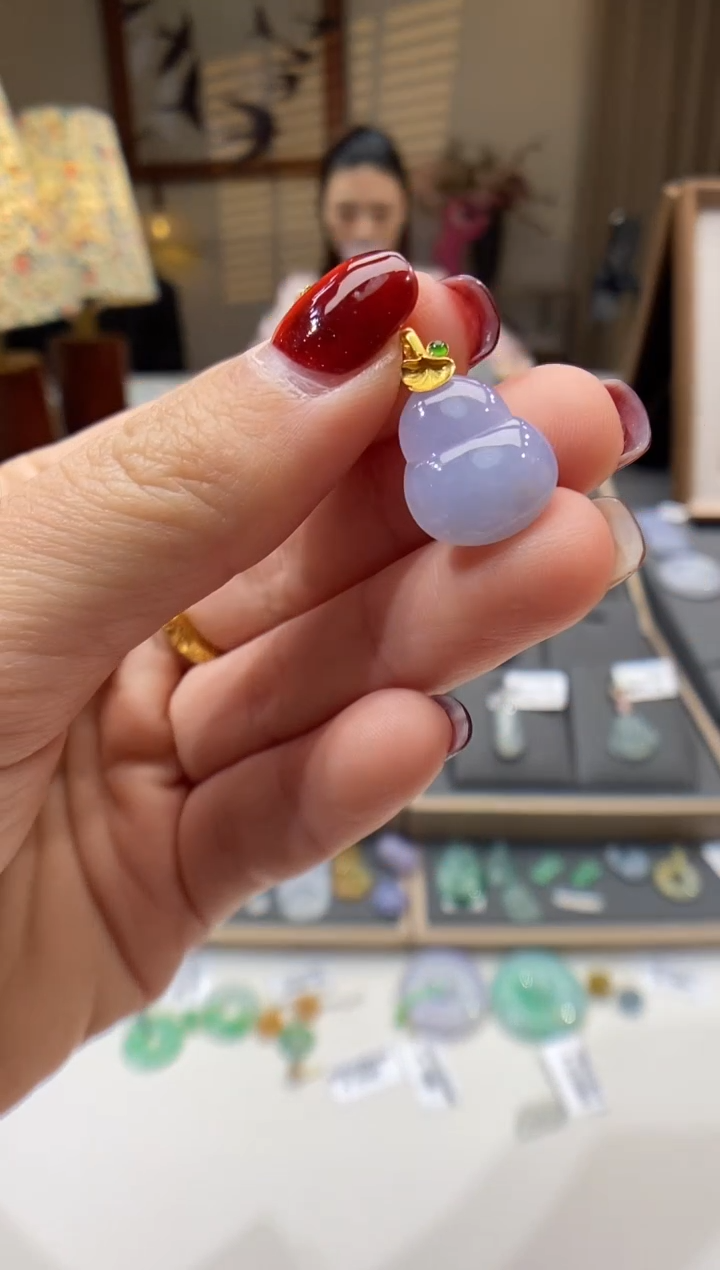 【闪购商品】翡翠颈饰18K金镶嵌葫芦