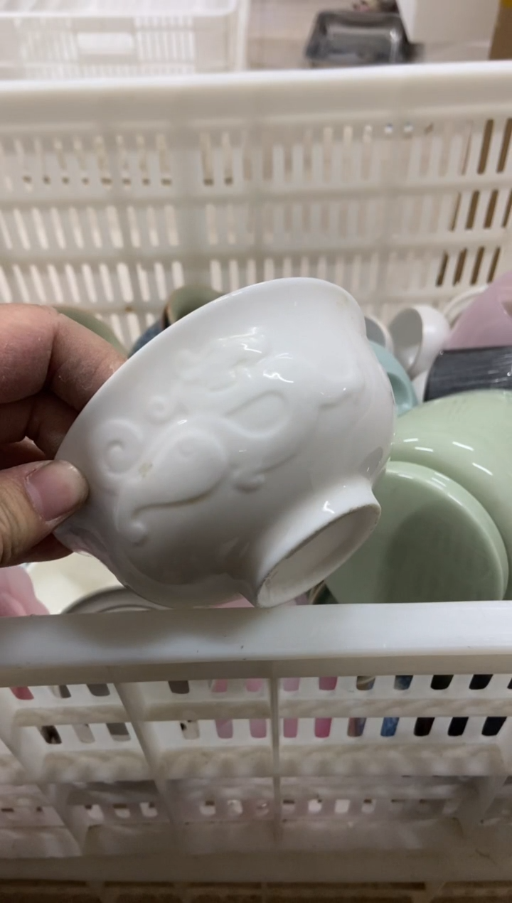 杯无运费险有瑕疵的摄影的产品有使用过的痕迹有点脏介意勿拍