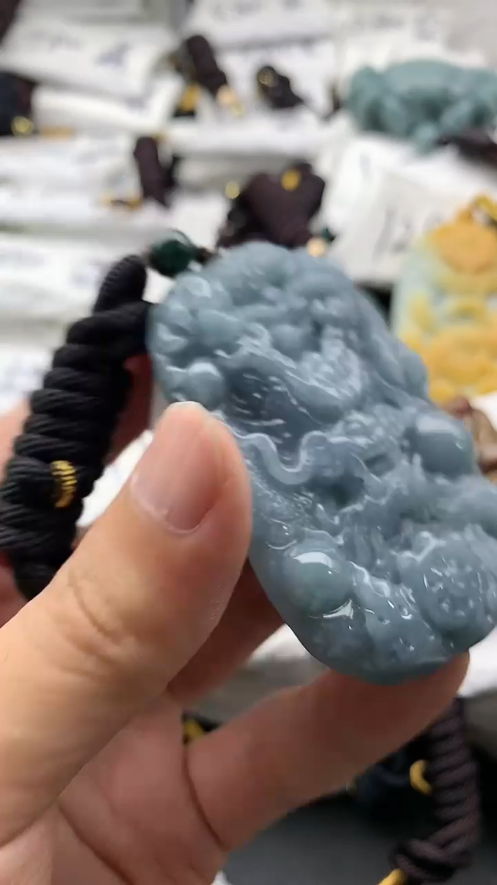 【闪购商品】翡翠颈饰未镶嵌55555555555