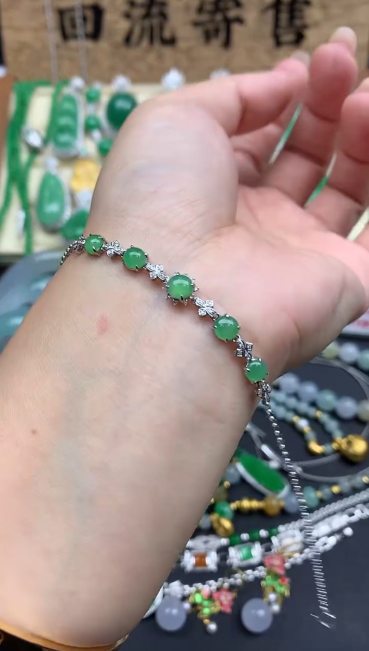 【闪购商品】翡翠手串18K金镶嵌459-中国好珍宝