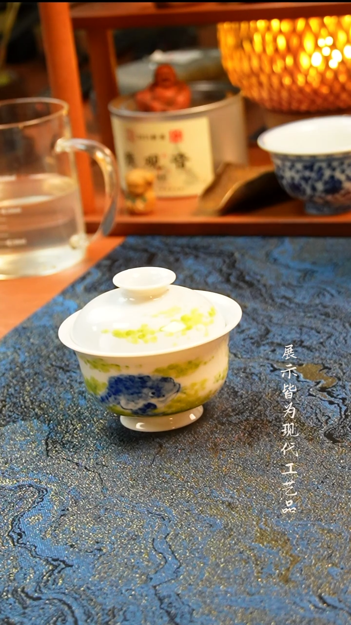 柚野福利金蟾盖碗