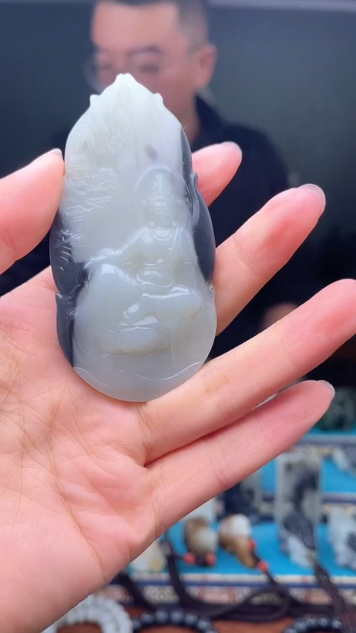 未镶嵌和田玉挂件1