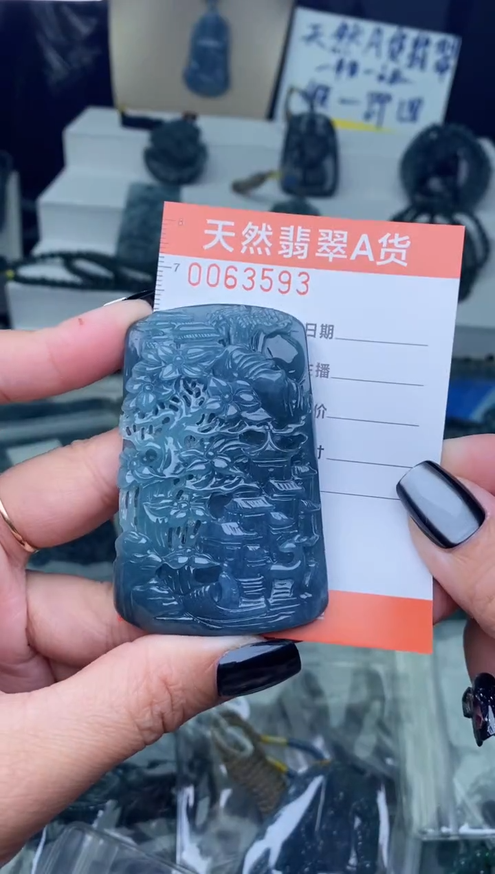 【闪购商品】翡翠颈饰未镶嵌···········