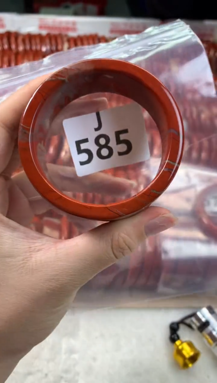 【闪购商品】碧石红碧石手镯J未镶嵌585-55+