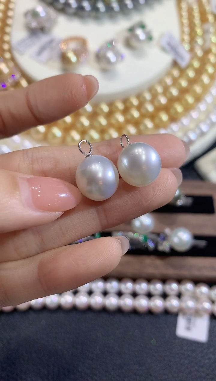 吊坠(不含链)18K金镶嵌海水珍珠C21（两颗）多样性发一件