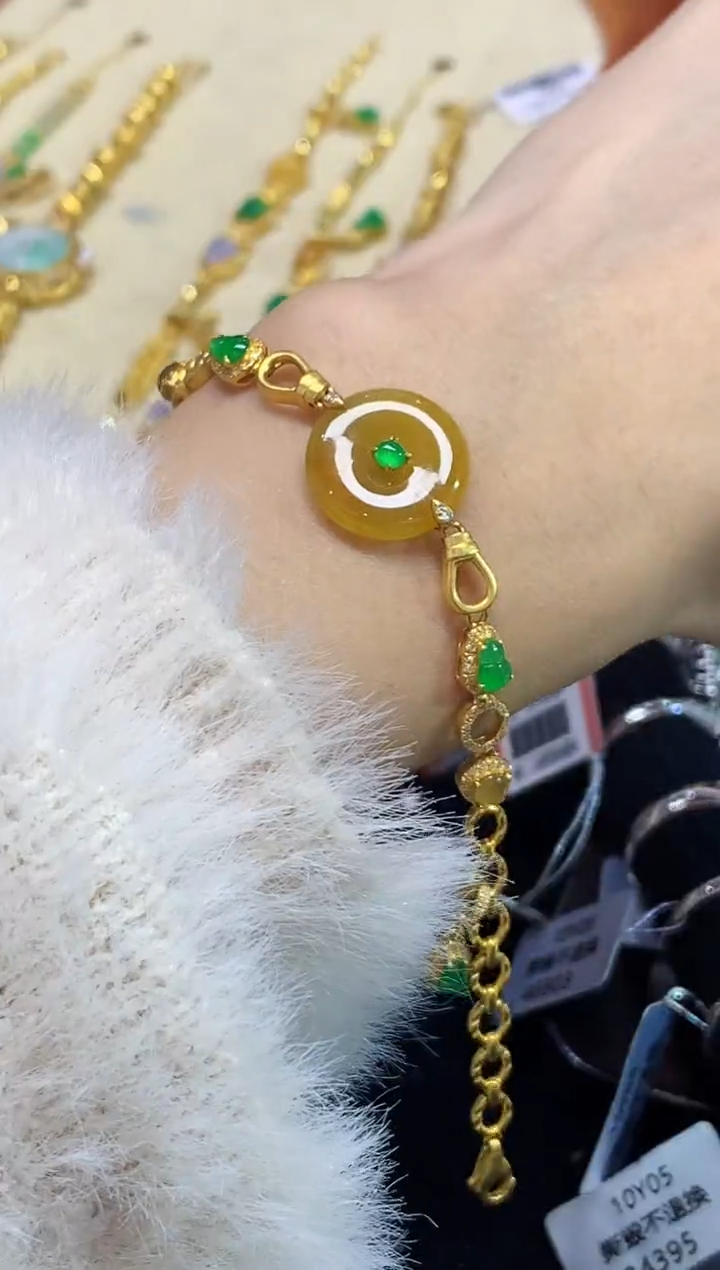 18K金镶嵌手链翡翠多样性发其一