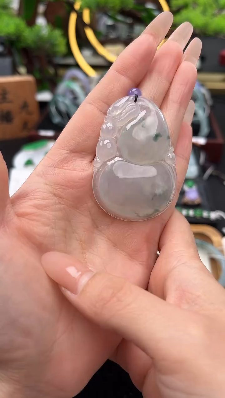 颈饰未镶嵌翡翠吊坠