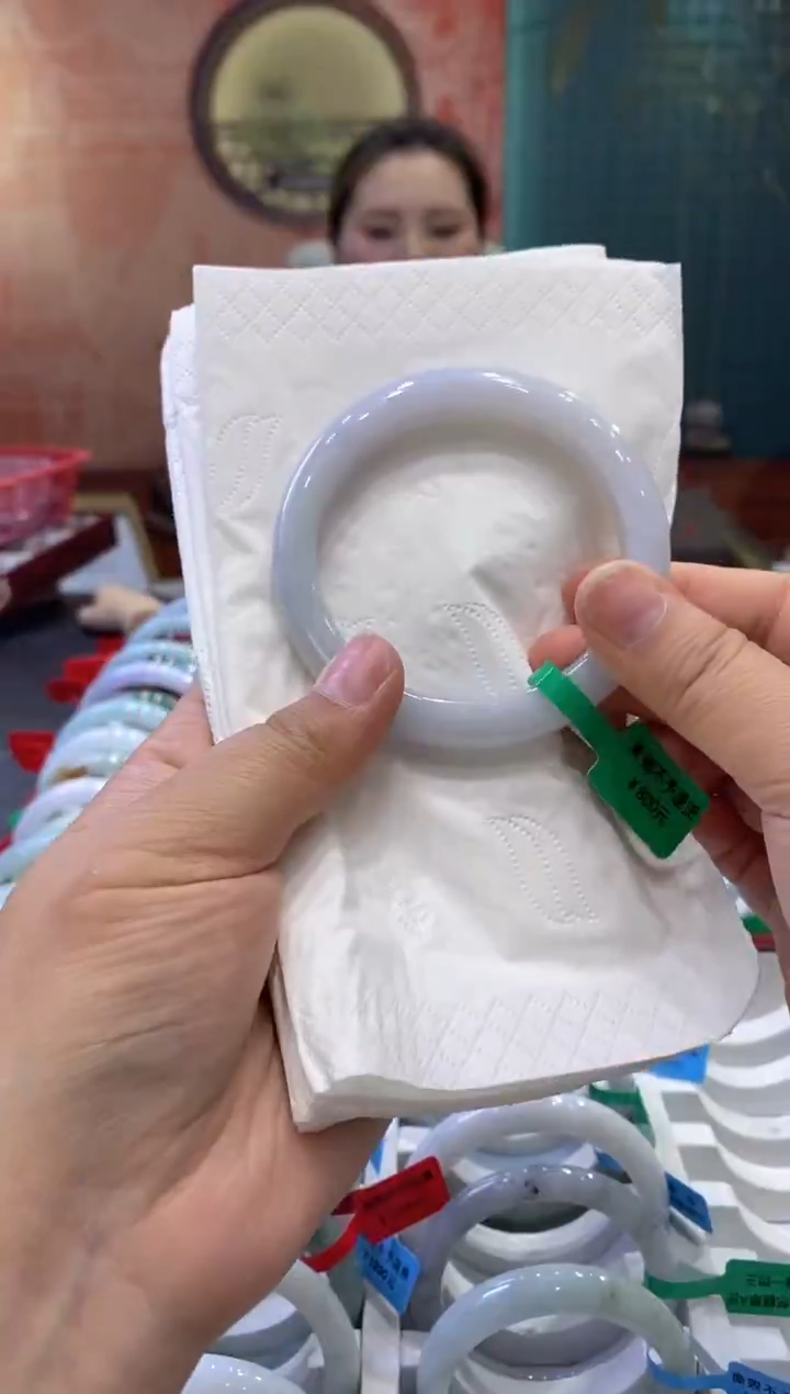 【闪购商品】翡翠手镯未镶嵌多人0009083