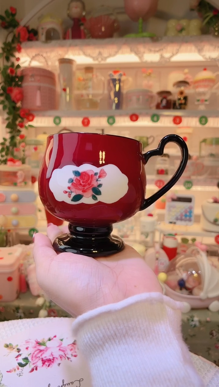 开播福利，仅剩一件！高脚杯红色