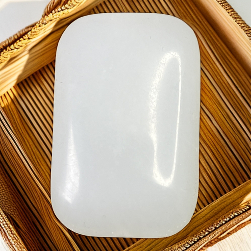 和田纯白玉面包无事牌直播甄选