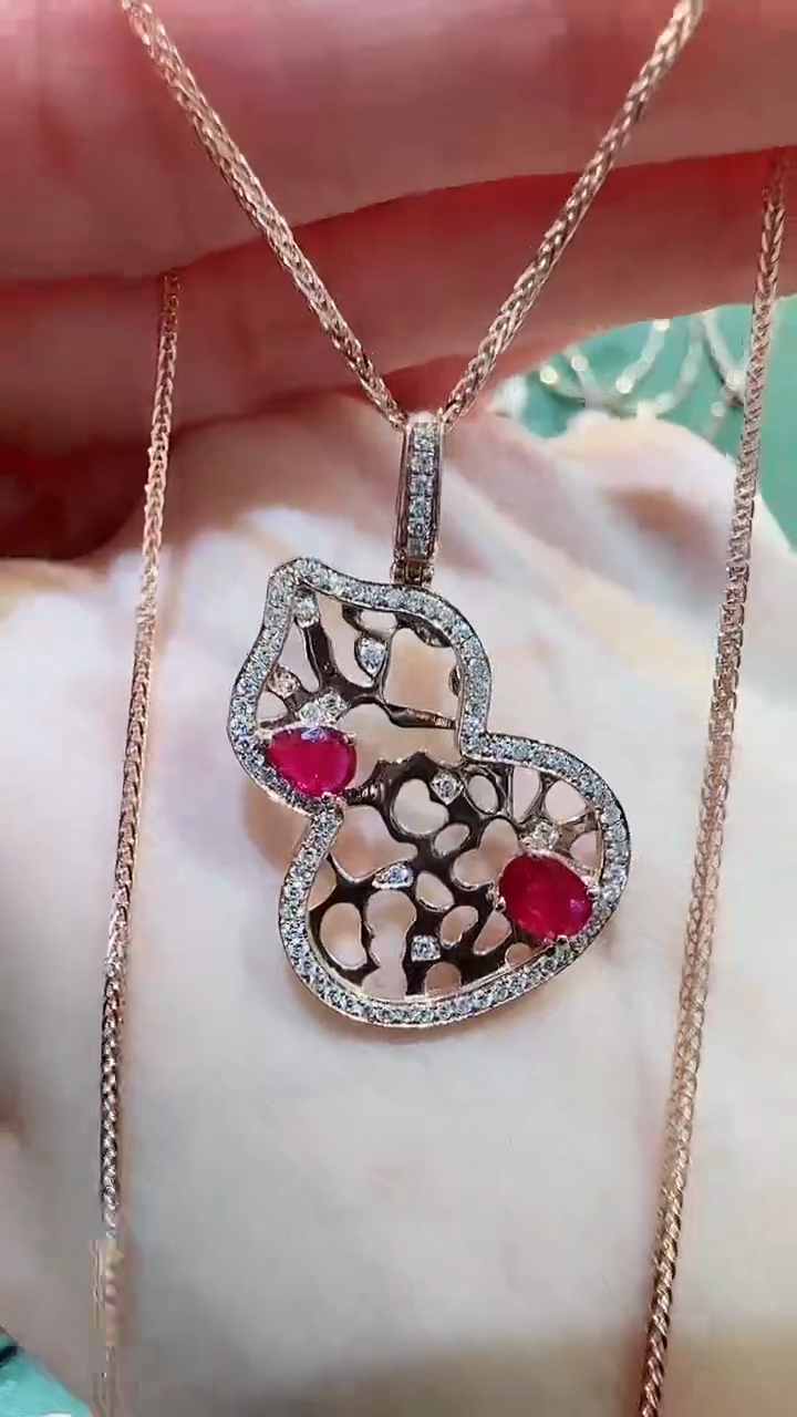 【闪购商品】钻石吊坠(不含链)18K金镶嵌18K金钻石葫芦吊坠