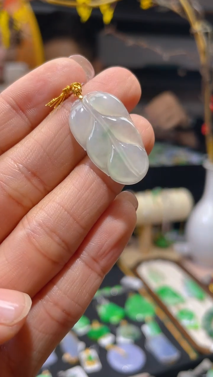 【闪购商品】翡翠颈饰18K金镶嵌假一赔三