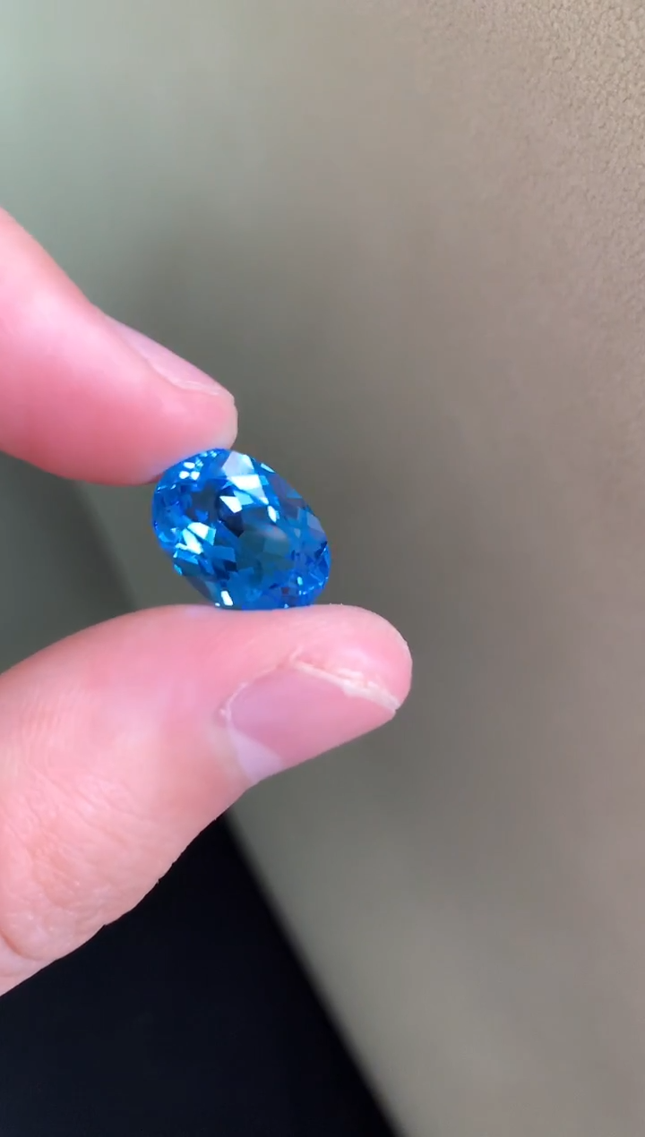 托帕石裸石裸石 