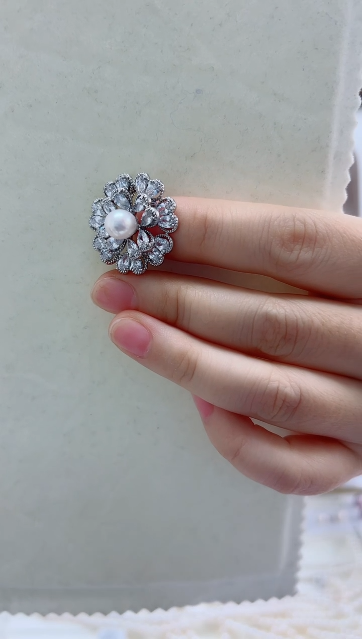 未镶嵌胸饰淡水珍珠花胸针