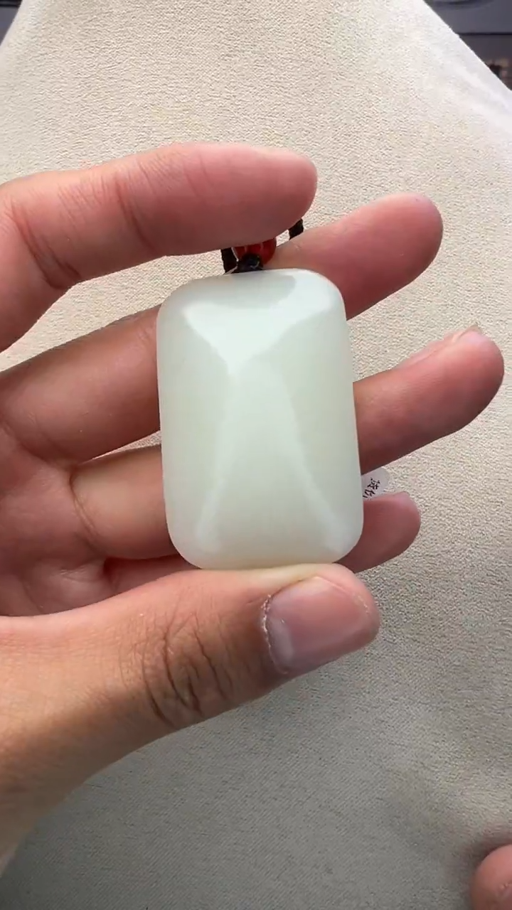 【闪购商品】和田玉颈饰未镶嵌D