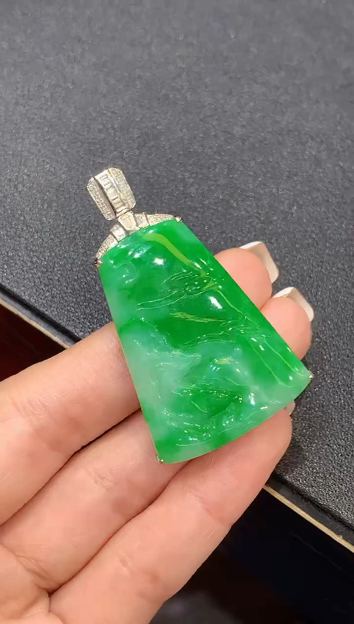 翡翠18K金镶嵌吊坠(不含链)AX多样性发其一