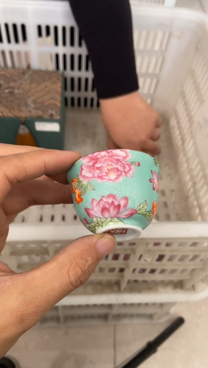 杯无运费险有瑕疵的摄影的产品有使用过的痕迹有点脏介意勿拍