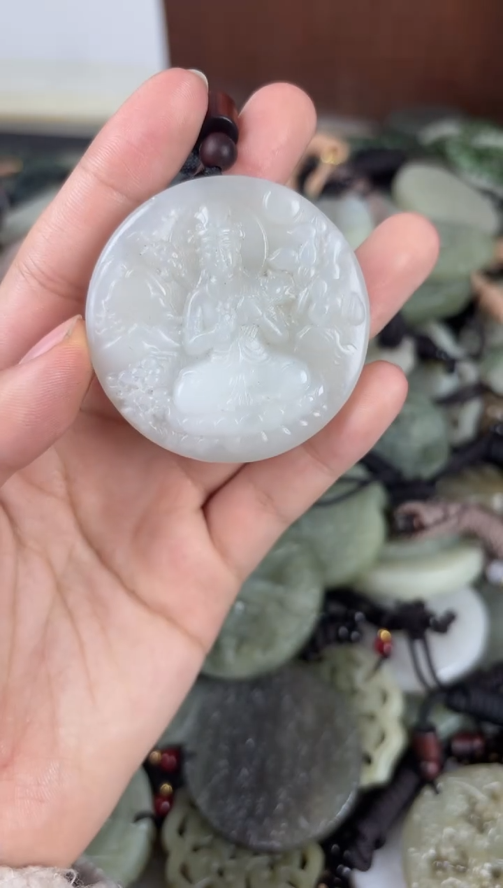 【闪购商品】和田玉颈饰未镶嵌1