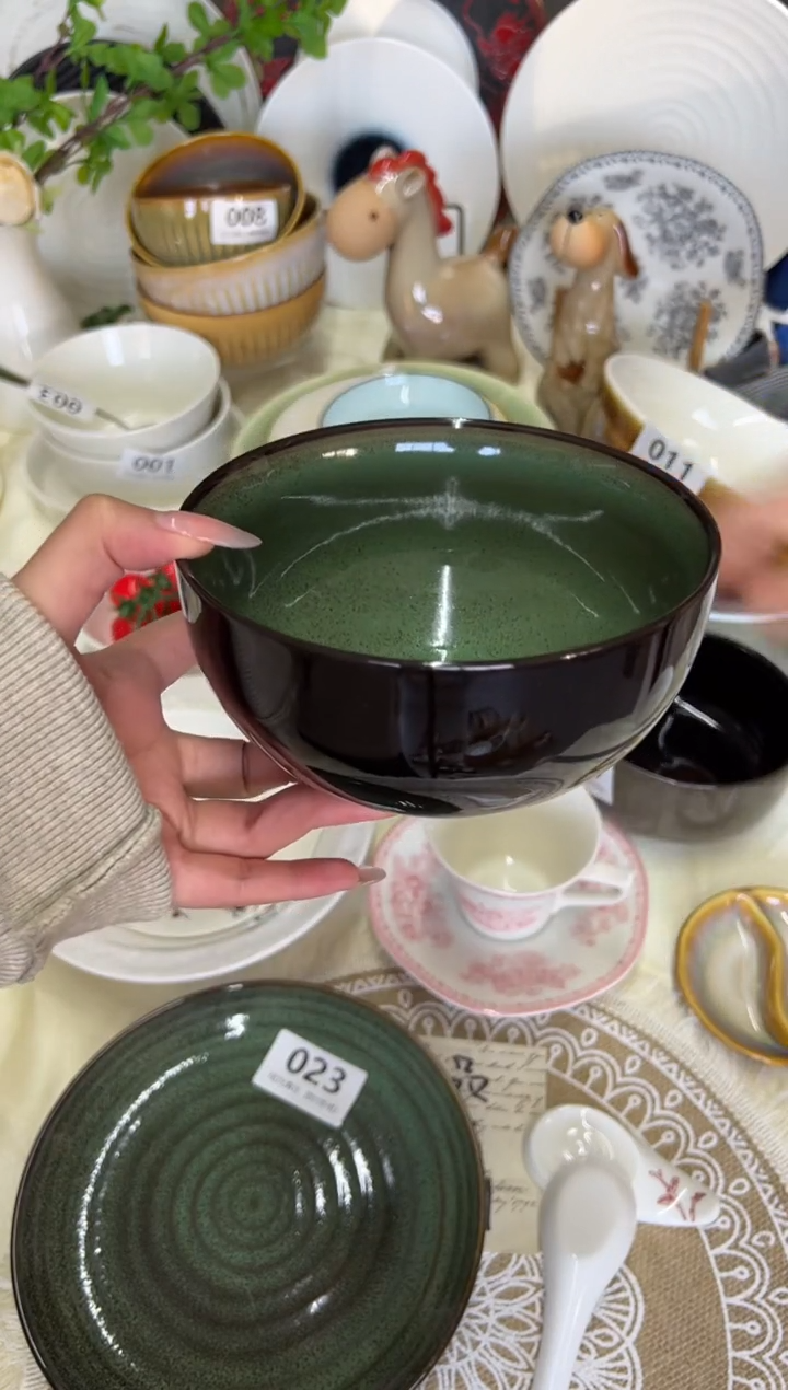 新骨瓷024 瑕疵  麟彩绿 5,75寸 碗